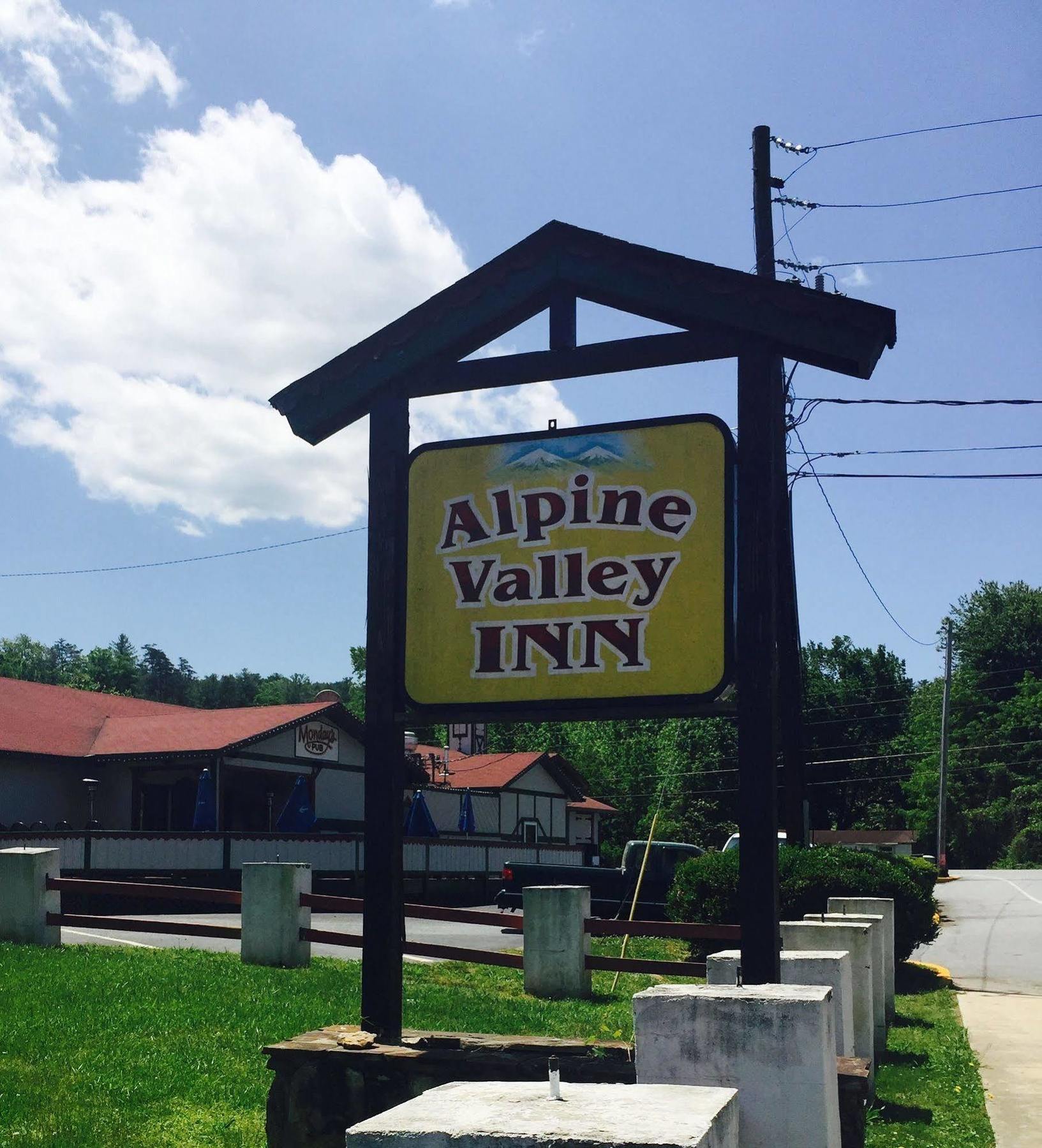 Alpine Valley Inn Helen Exterior foto